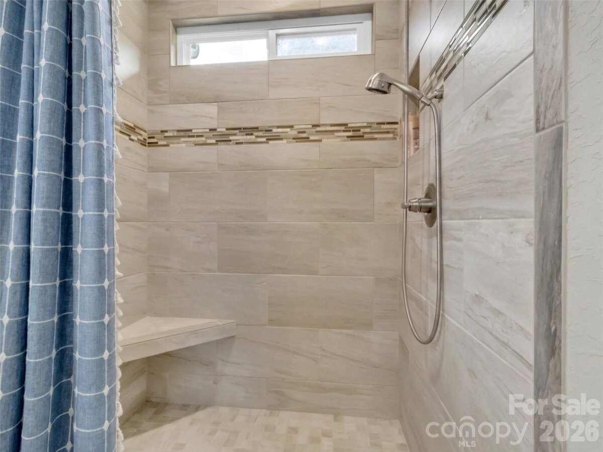 Waynesville 19 4354572s