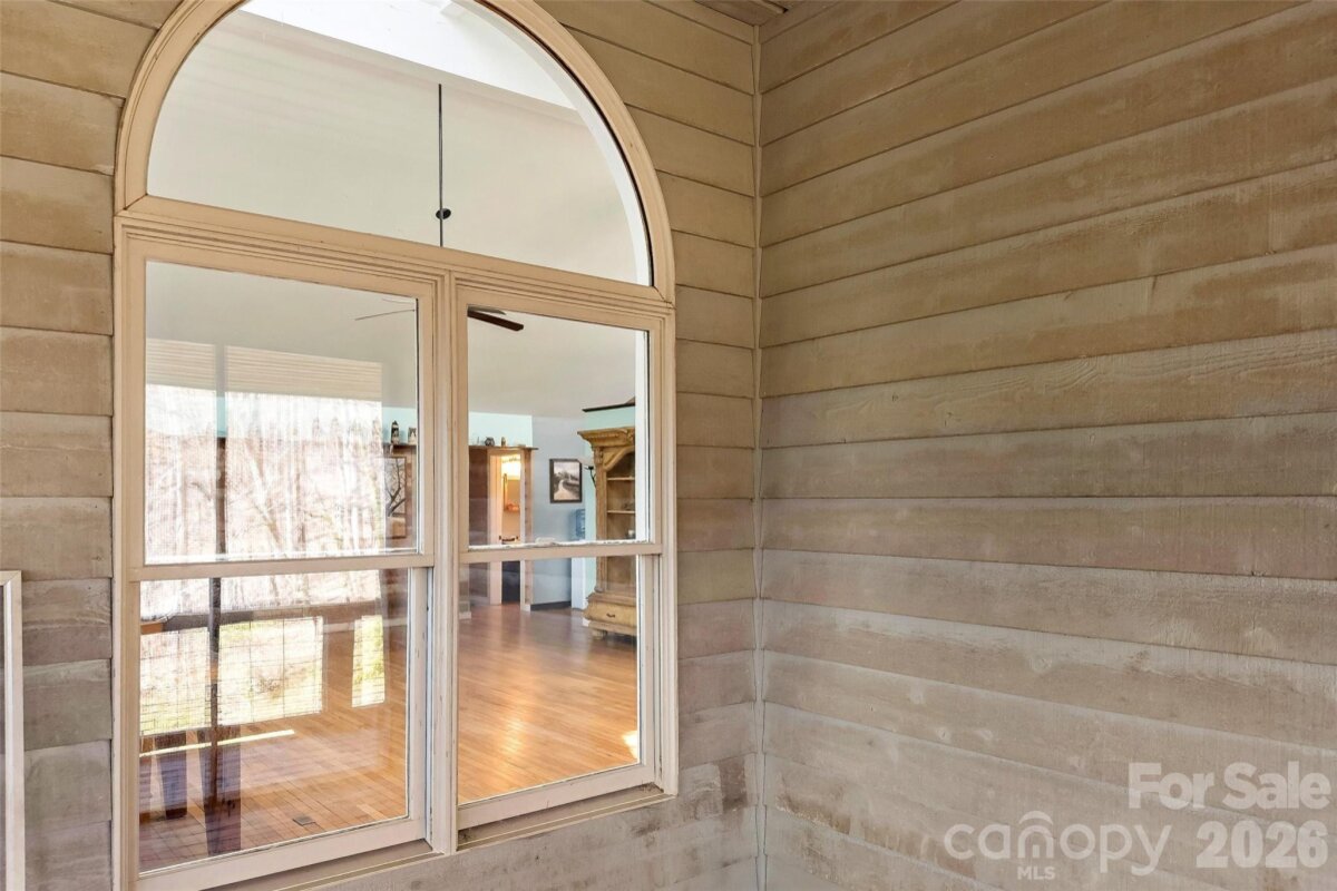 Burnsville 18 4355546r