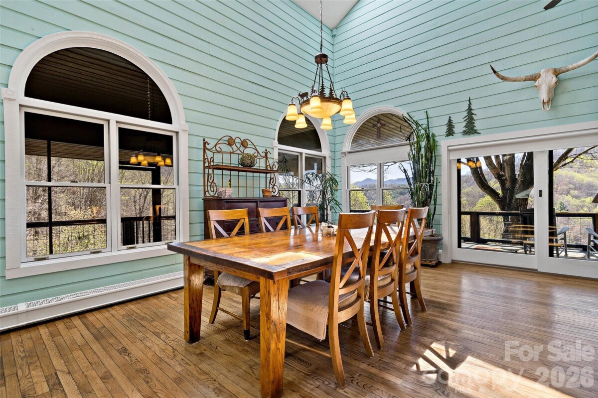 Burnsville 19 4355546s