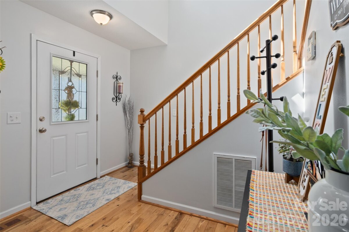 Waynesville 9 4356117i