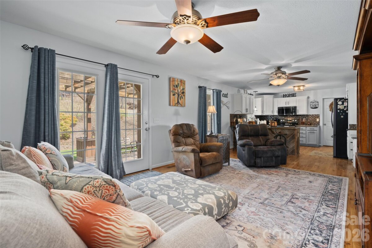 Waynesville 18 4356117r