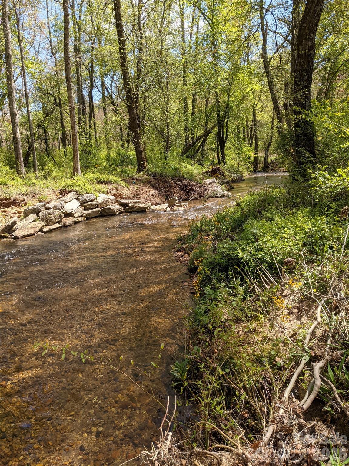 Avery Creek 16 4356724p