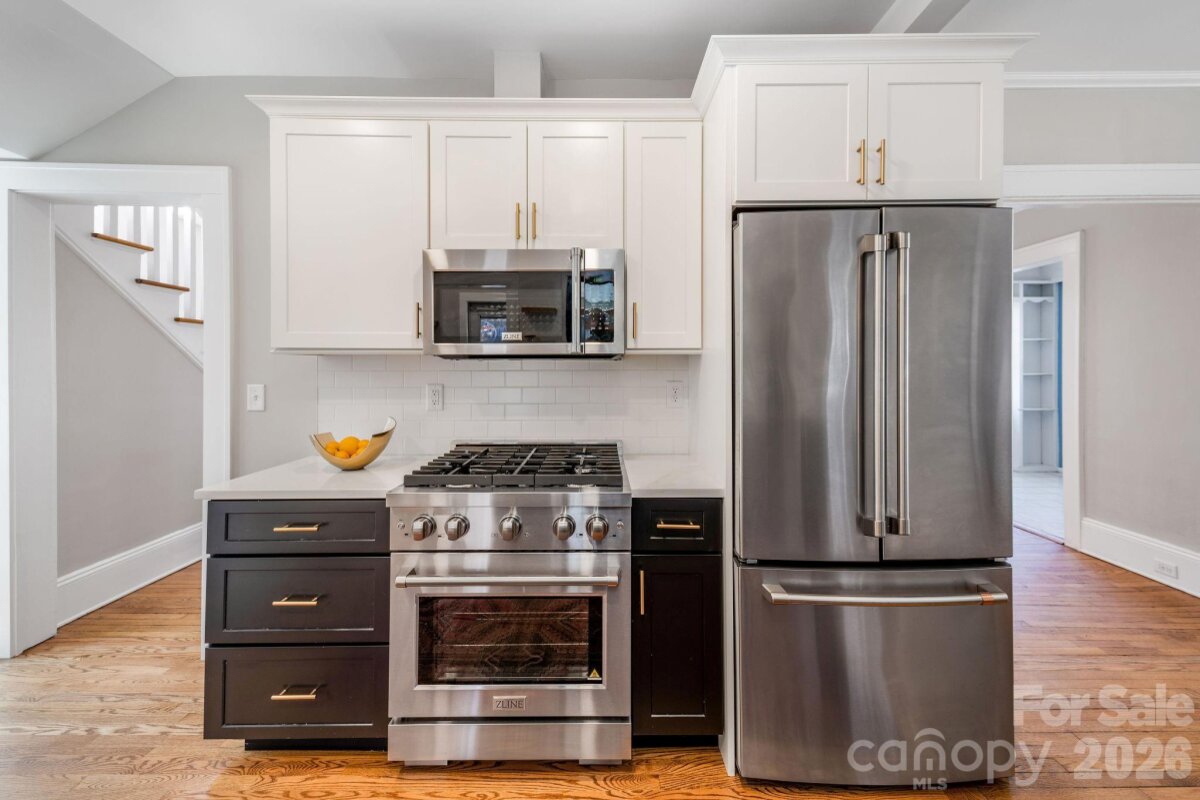 North Asheville 14 4357081l