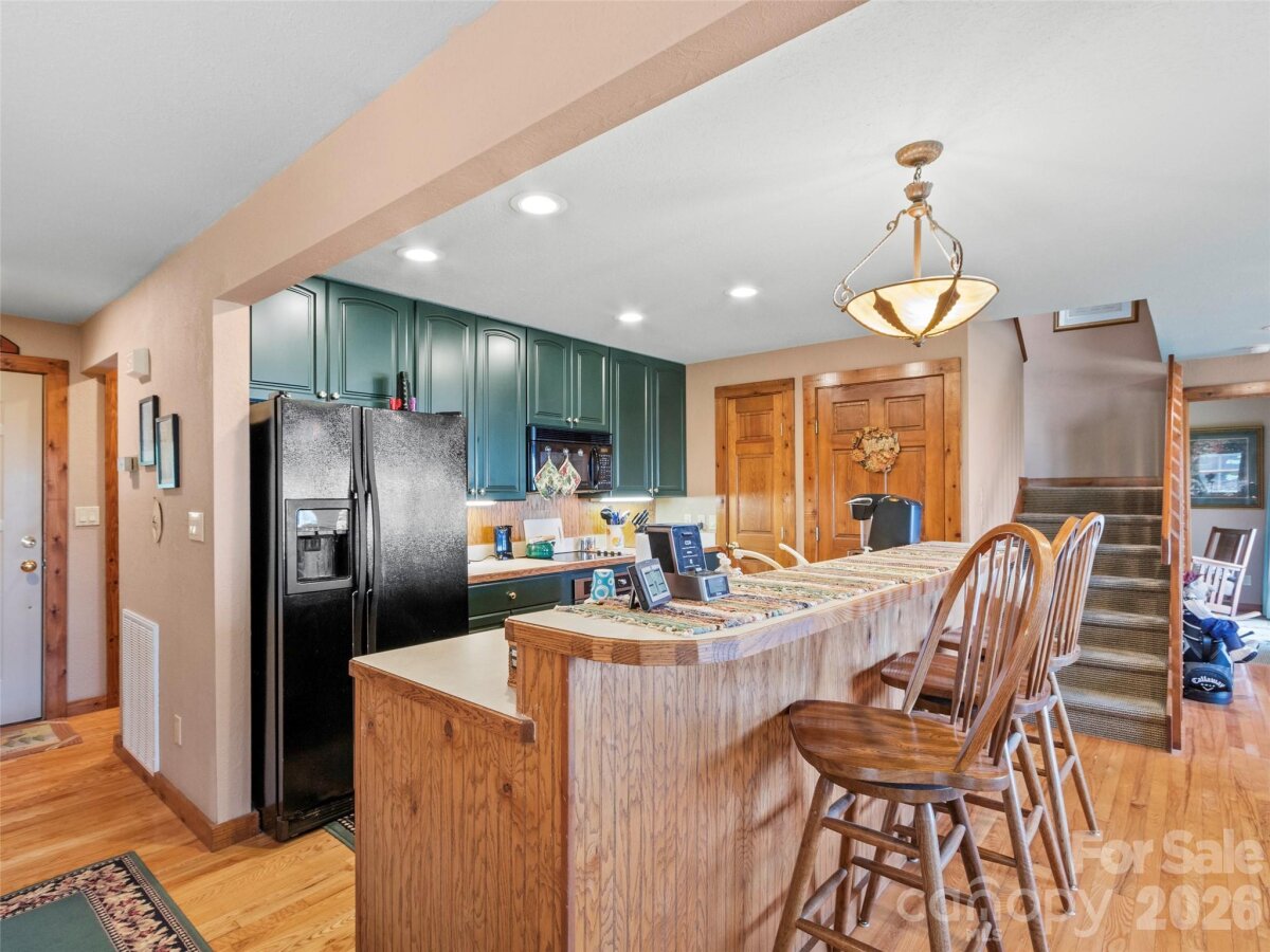 Burnsville 9 4358150i