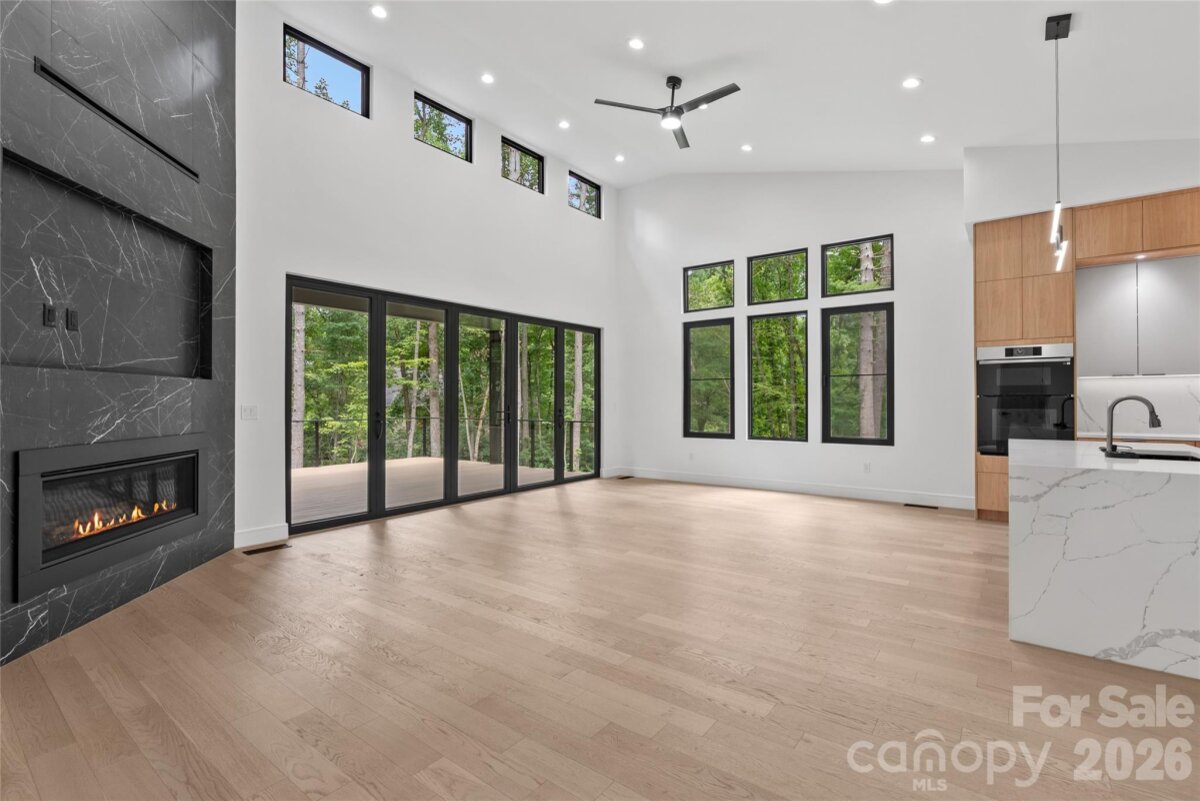 Avery Creek 8 4359151h