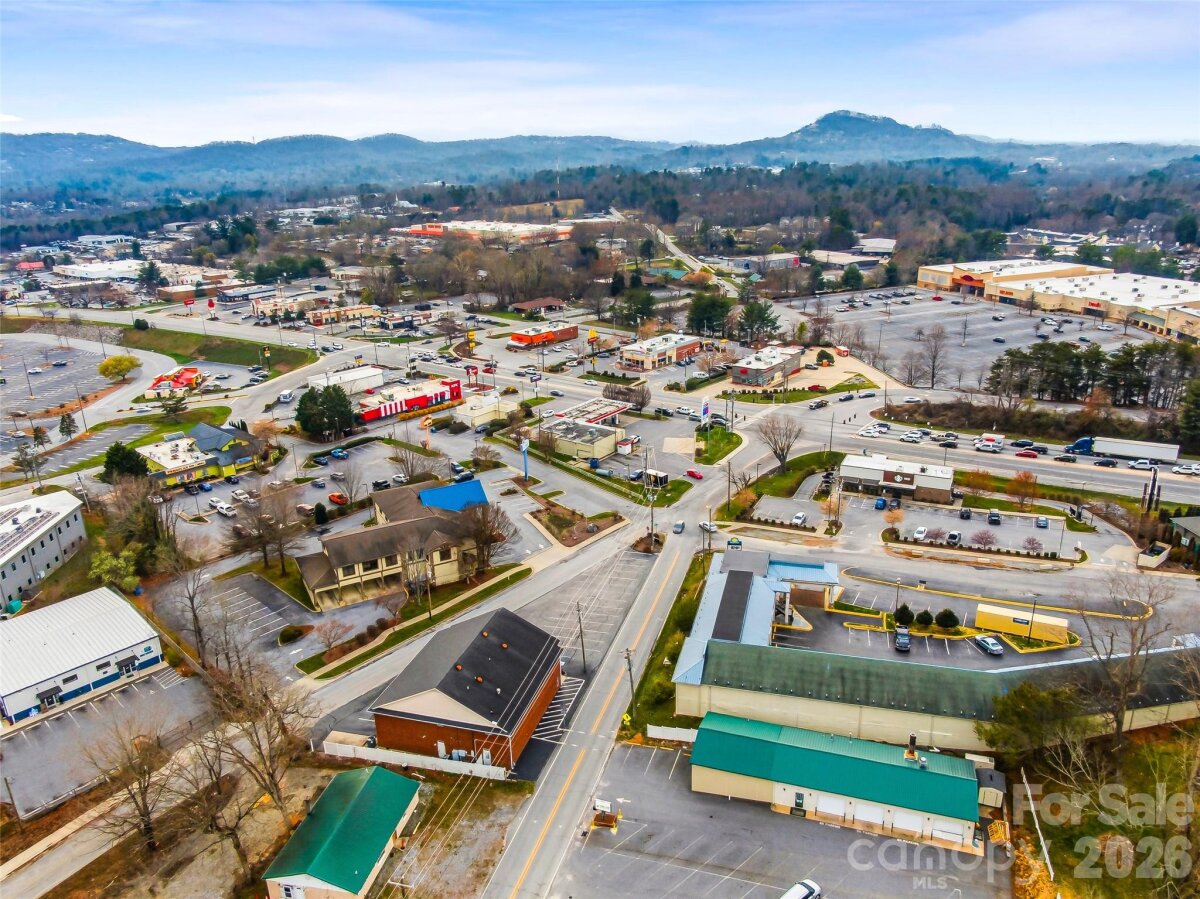 Hendersonville 5 4360527e