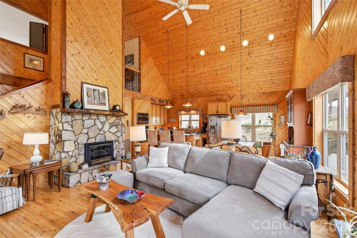 Spruce Pine 6 4360926f