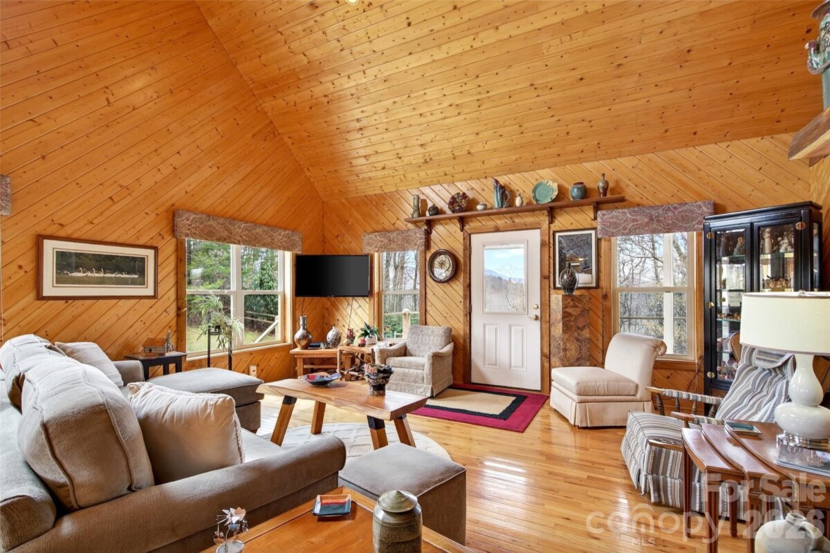 Spruce Pine 7 4360926g