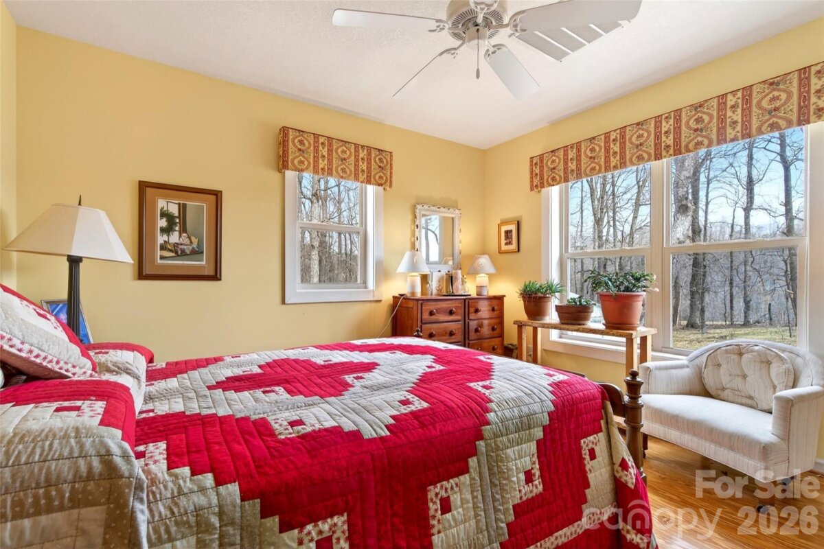 Spruce Pine 18 4360926r