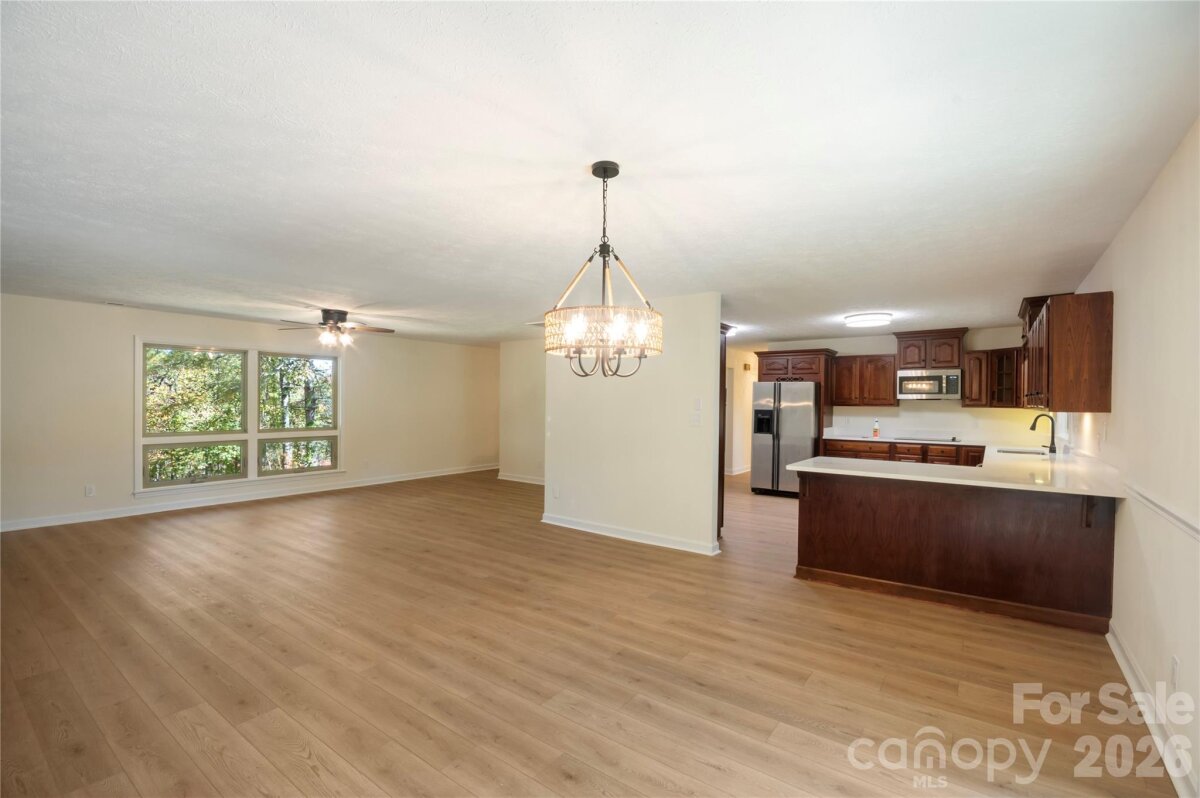 Fairview 11 4361507g