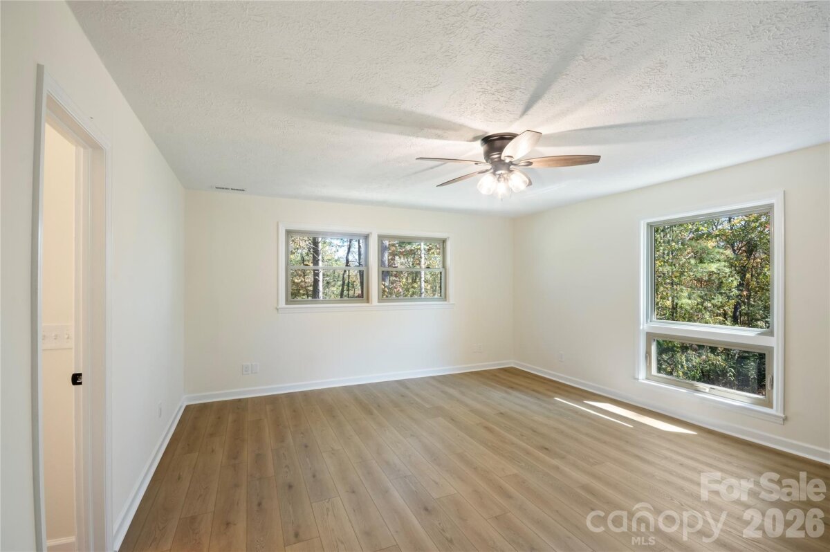 Fairview 27 4361507w