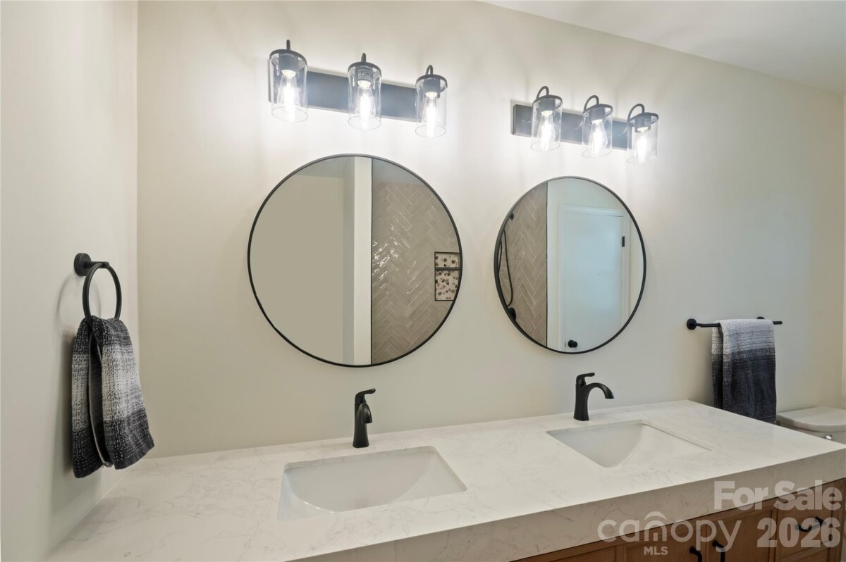 Fairview 29 4361507y