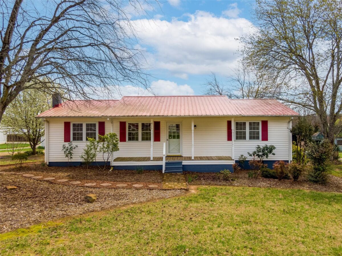 6177 W NC Hwy 10 Highway, Hickory, NC 28602, MLS # 4010264