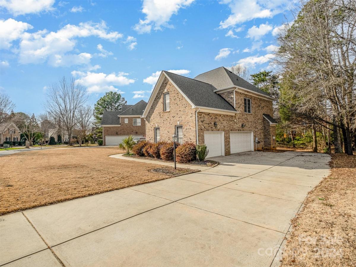 927 Hickory Stick Drive, Fort Mill, SC 29715, MLS # 4116205