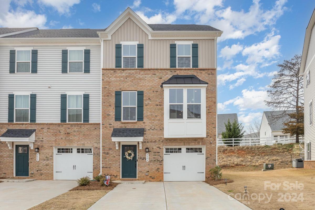 2606 Grantham Place Drive, Fort Mill, SC 29715, MLS # 4120072