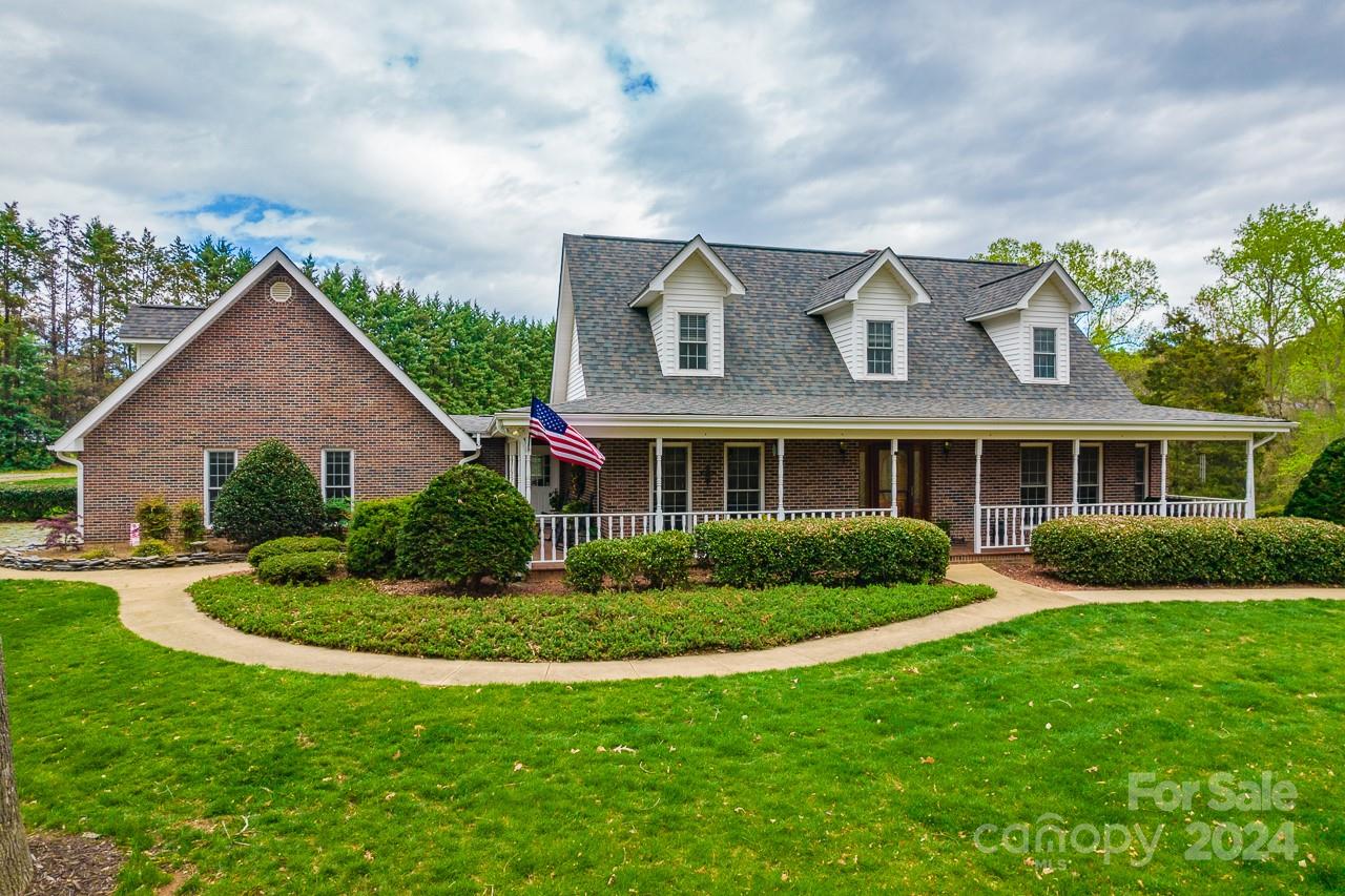 1456 Peaceful Valley Drive, Hickory, NC 28602, MLS # 4124498