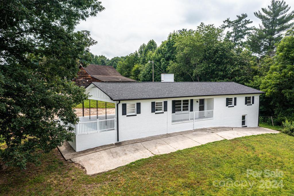 3398 Shamrock Heights, Hudson, NC 28638, MLS # 4163055