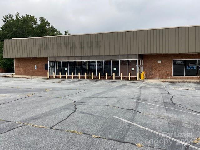 128 Fairway Shopping Center Center, Hudson, NC 28638, MLS # 4163490