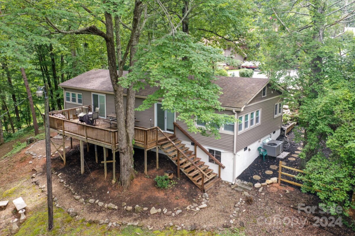 297 Chimney Cliffs Drive, Lake Lure, NC 28746, MLS # 4164888