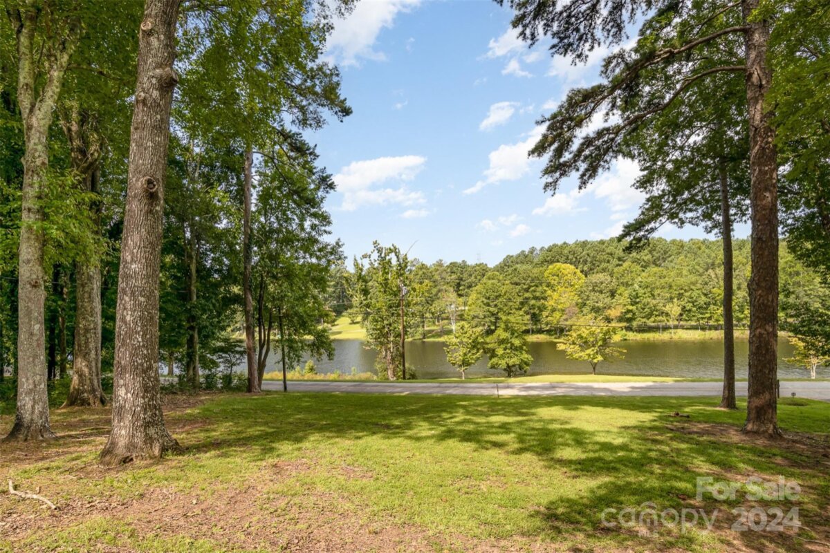 1076 Pineview Lakes Road, Chester, SC 29706, MLS # 4168237