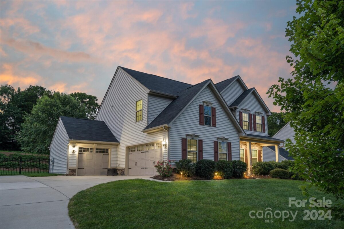 6909 Pin Oaks Drive, Denver, NC 28037, MLS # 4168329