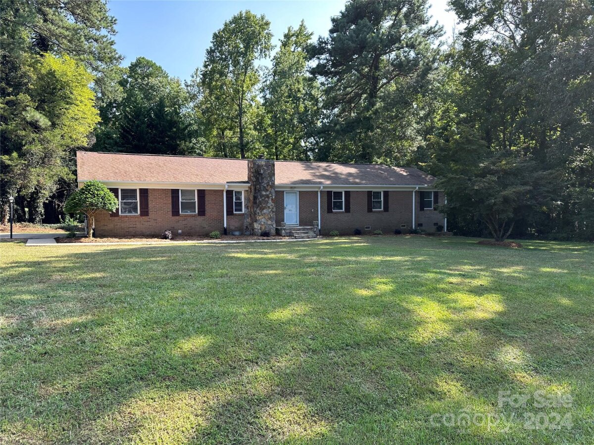 301 Middleton Avenue, Matthews, NC 28104, MLS # 4171527