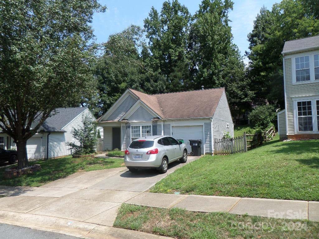 1438 Chimney Rock Court, Charlotte, NC 28262, MLS # 4171632