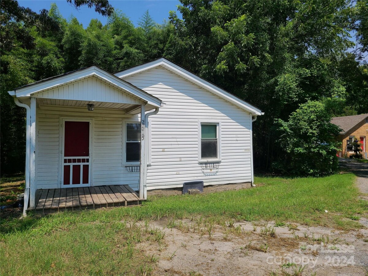 2415 S York Street, Gastonia, NC 28052, MLS # 4171860