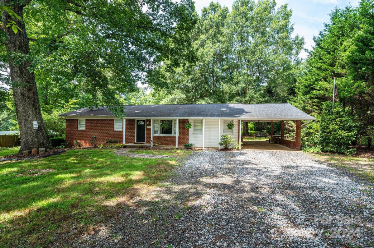 1713 Dale Street, Newton, NC 28658, MLS # 4171936