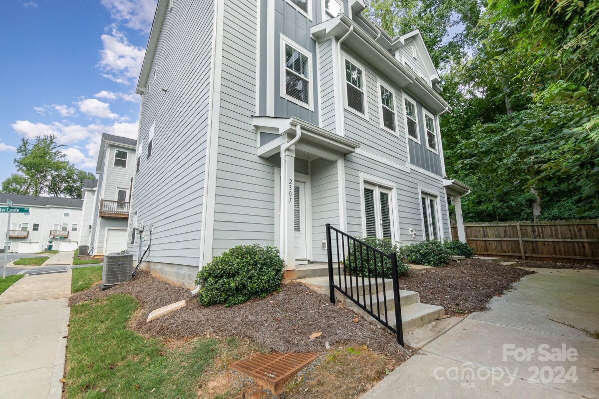 2307 Via Dei Conte Alley, Charlotte, NC 28205, MLS # 4174101