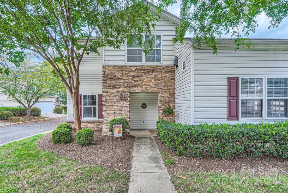 9104 Meadowmont View Drive, Charlotte, NC 28269, MLS # 4174411