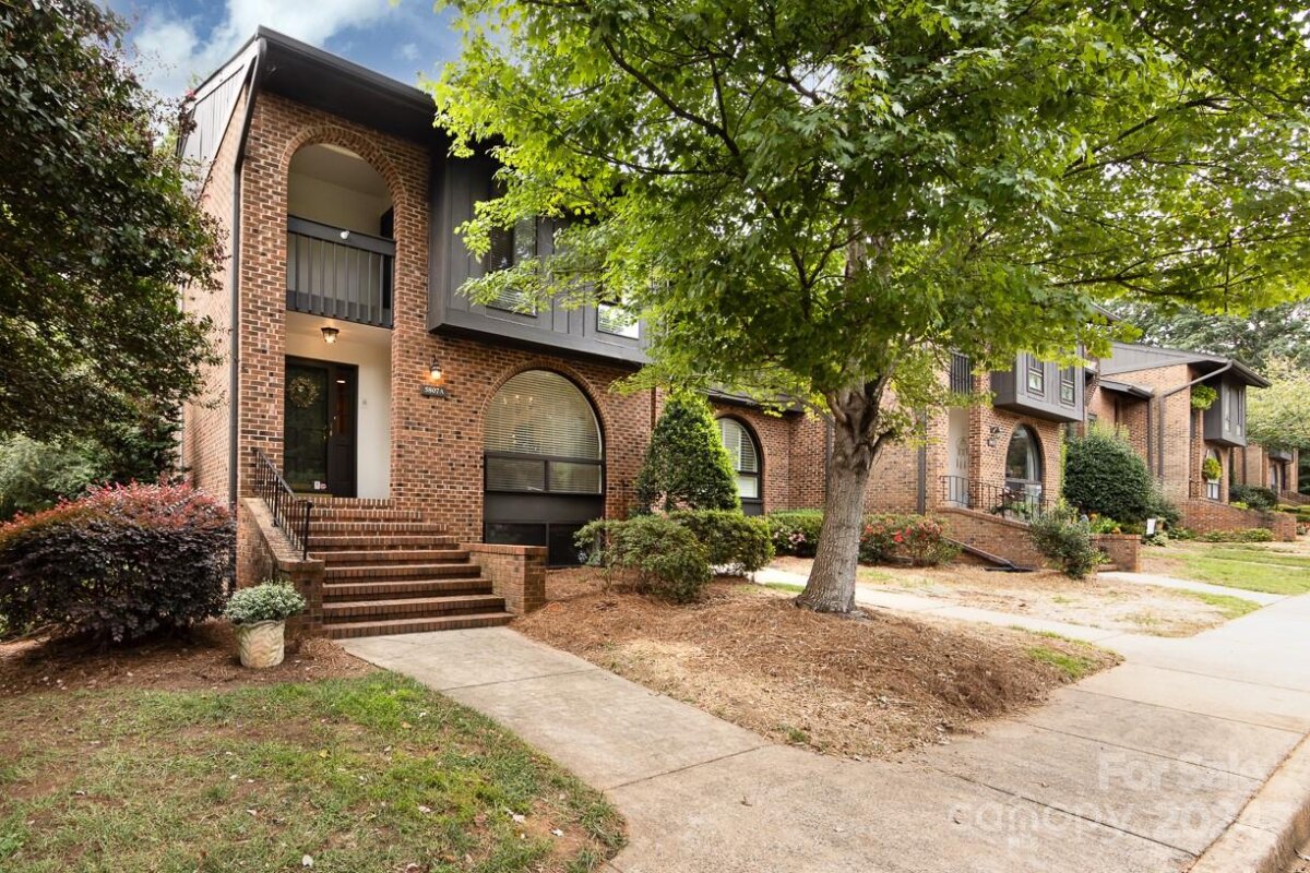 5807 Sharon Road Unit A, Charlotte, NC 28210, MLS # 4174520