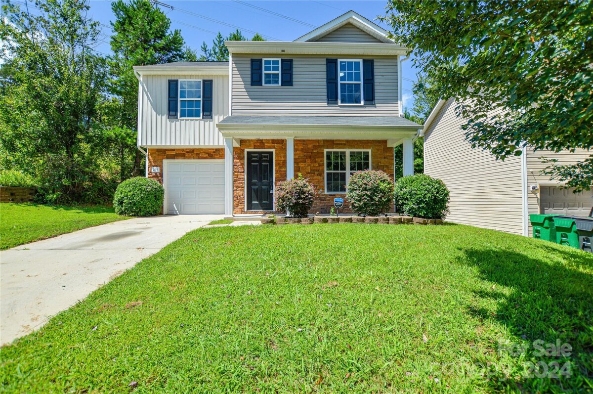 224 Ravenridge Court, Charlotte, NC 28216, MLS # 4174865