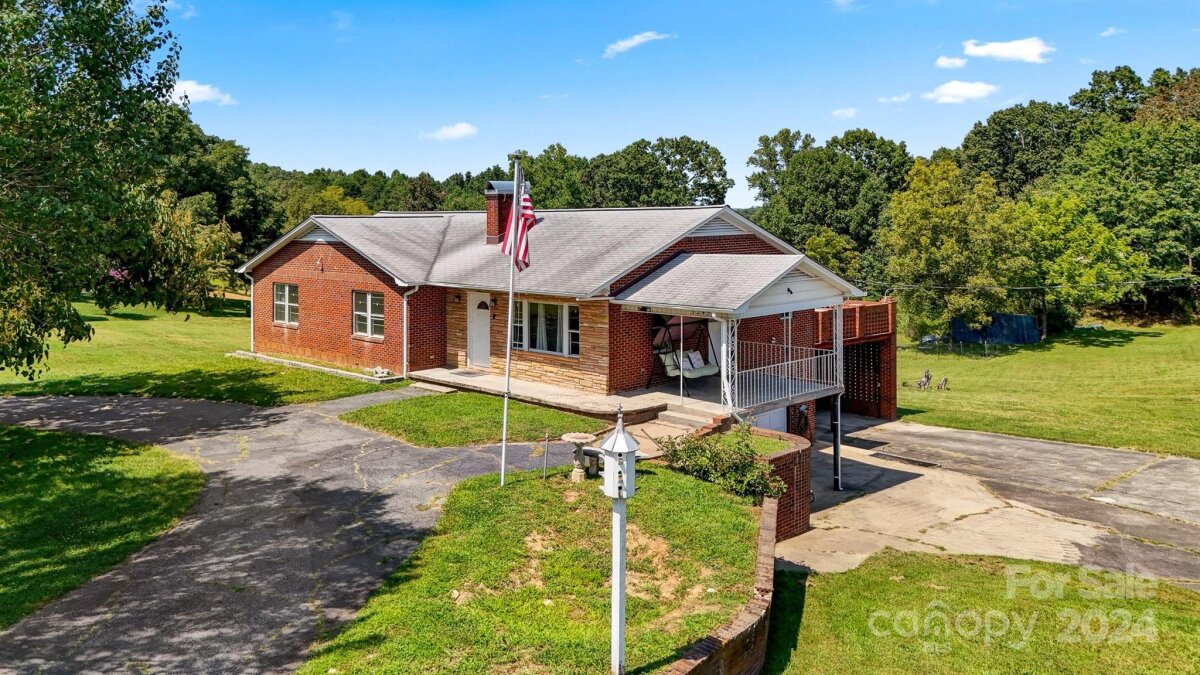 3245 Snow Creek Road, Hickory, NC 28601, MLS # 4177815