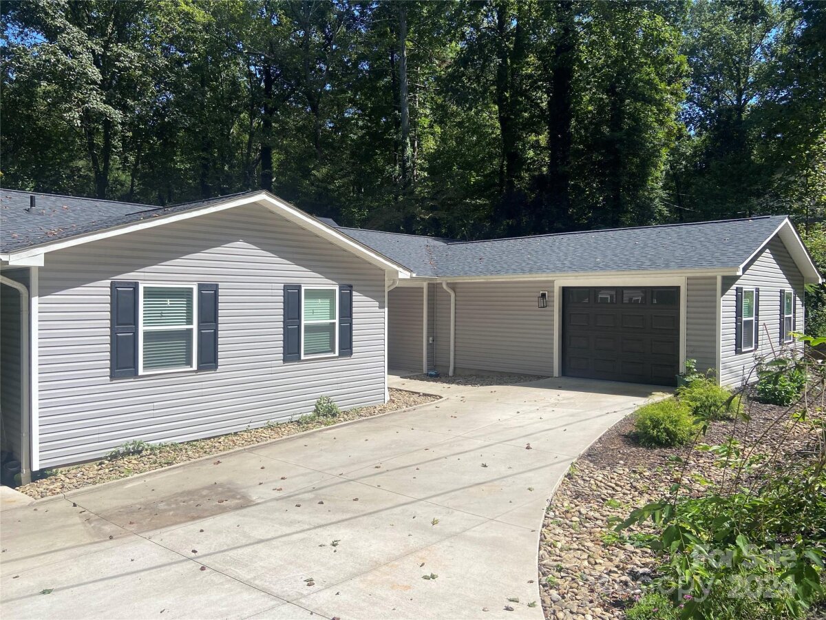 3517 Crestwood Drive, Morganton, NC 28655, MLS # 4177985