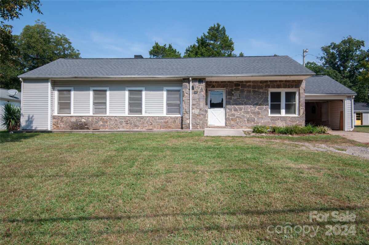 2501 Shelton Avenue, Statesville, NC 28677, MLS # 4178644