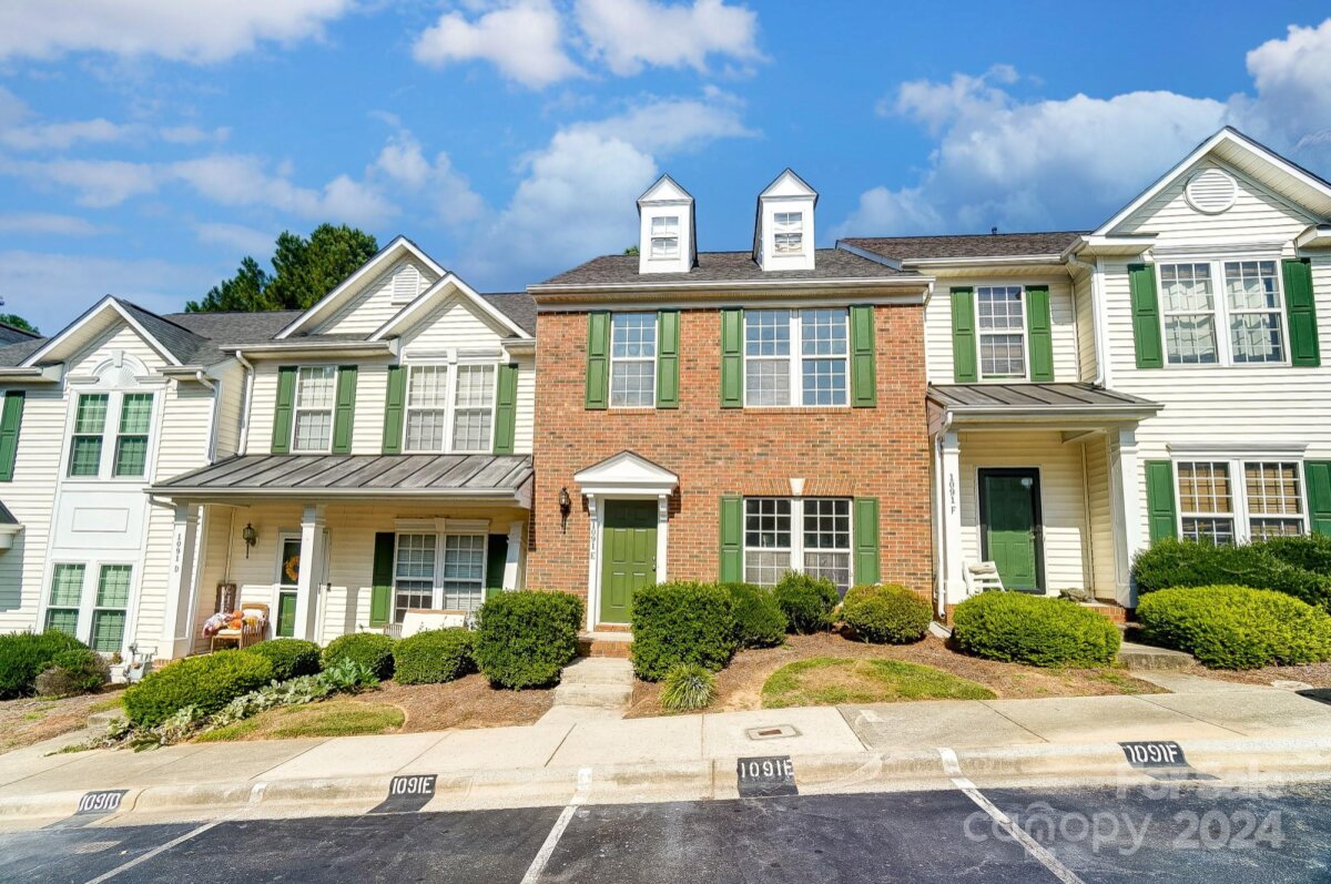 1091 Cramerton Village Drive Unit E, Cramerton, NC 28032, MLS # 4181751