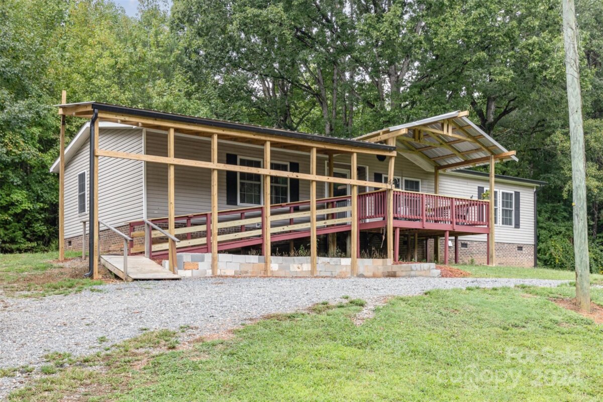 176 High Meadow Lane, Mount Gilead, NC 27306, MLS # 4182115