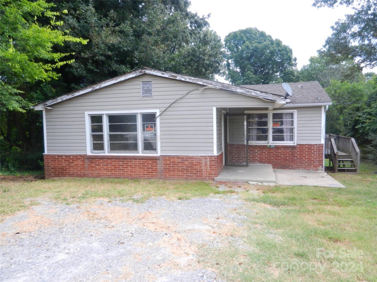 110 E Hilltop Drive, Gastonia, NC 28054, MLS # 4183004