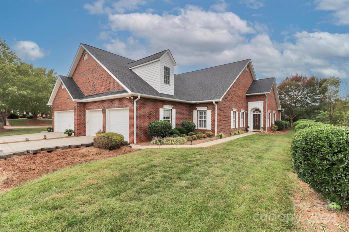 1372 Royalty Circle, Statesville, NC 28625, MLS # 4183169