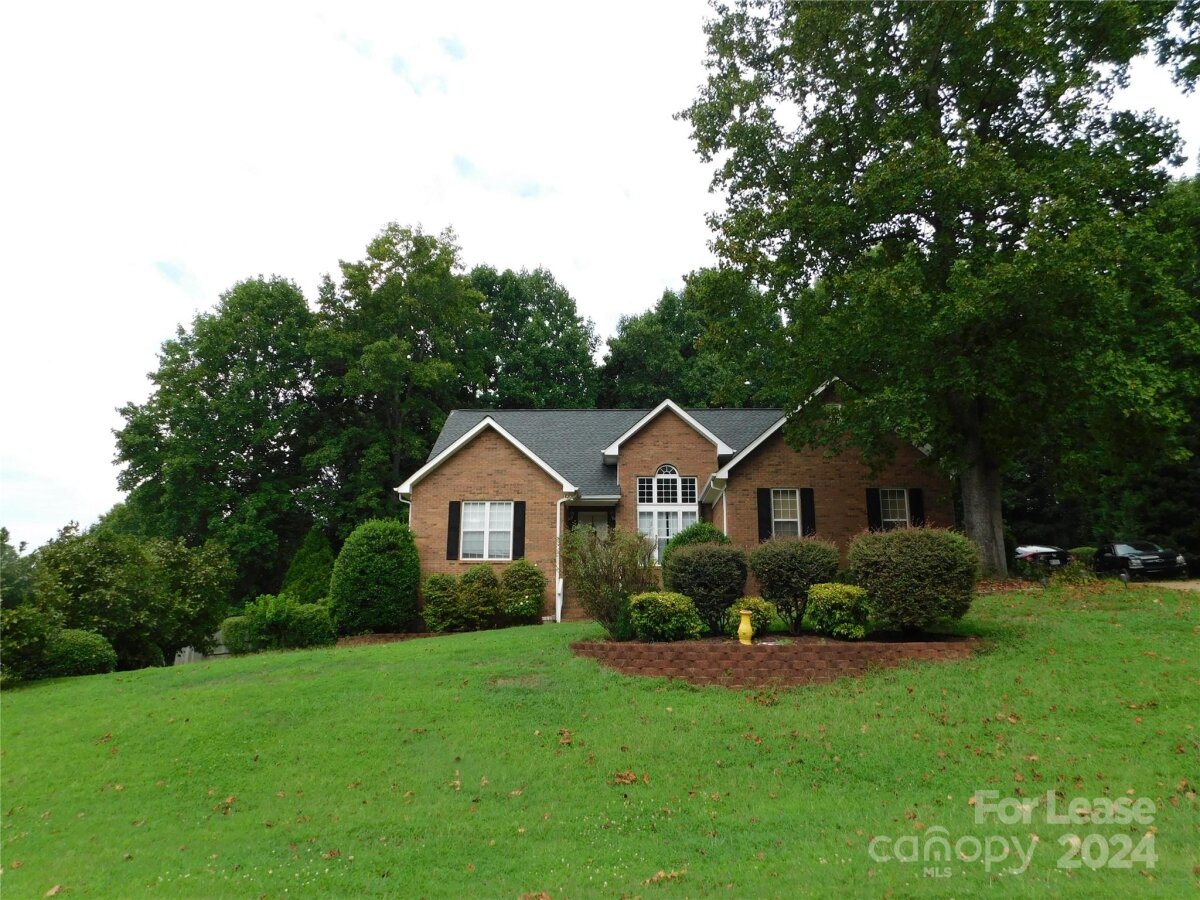 235 Harbor Landing Drive, Mooresville, NC 28117, MLS # 4183722