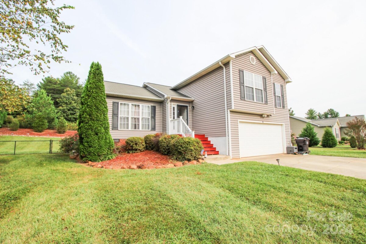 106 S River Glen Drive, Morganton, NC 28655, MLS # 4183789