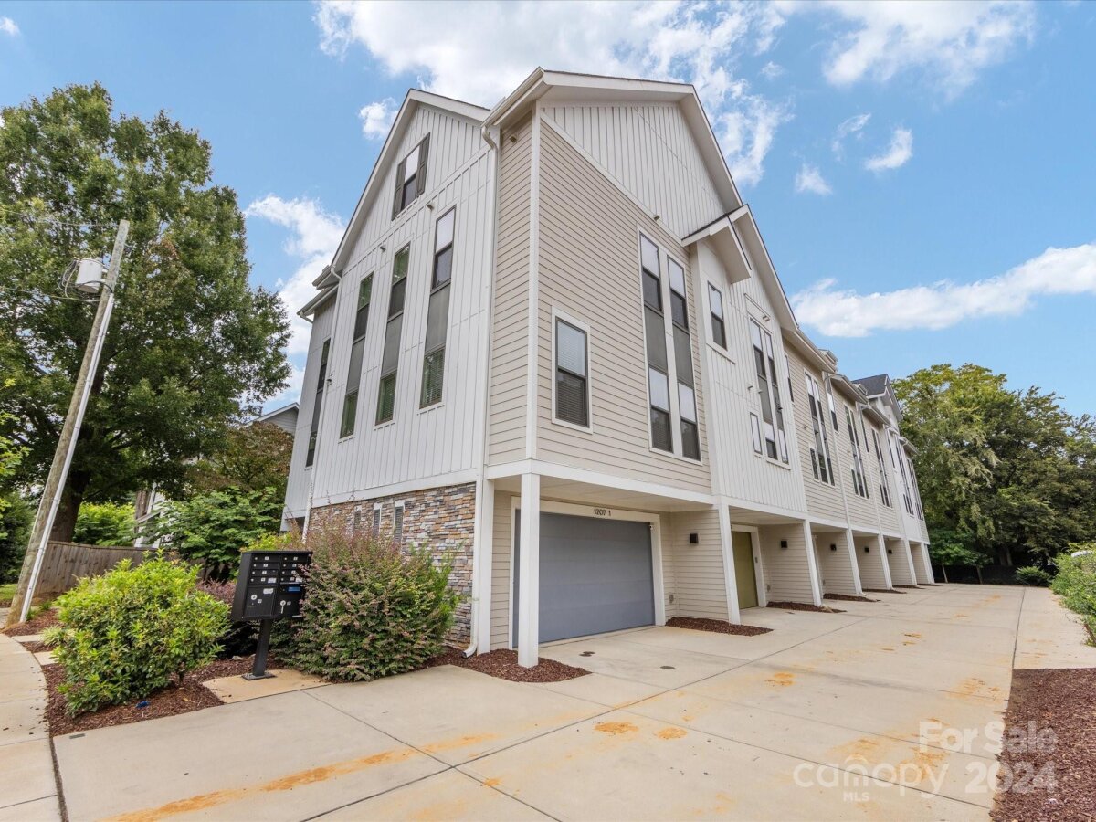 1207 E 36th Street Unit 1, Charlotte, NC 28205, MLS # 4184390