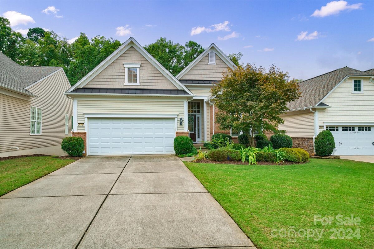 photo of home for sale at 26527 Sandpiper Court