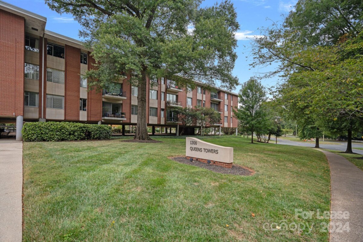 1300 Queens Road Unit 211, Charlotte, NC 28207, MLS # 4185592