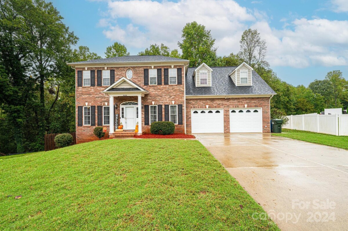 2640 Ironwood Drive, Hickory, NC 28602, MLS # 4188272