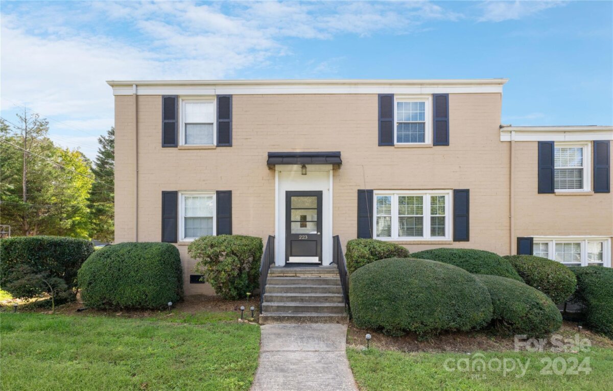 223 Wakefield Drive Unit B, Charlotte, NC 28209, MLS # 4188887