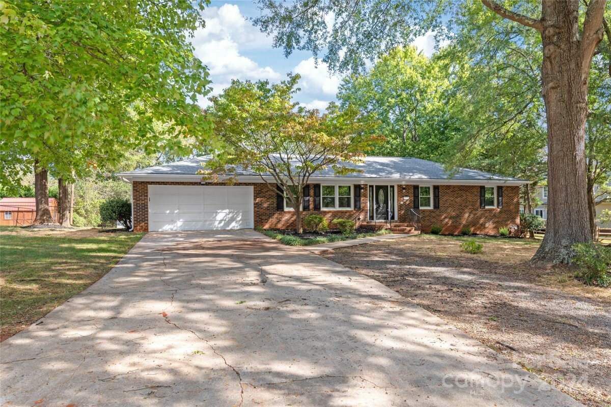 2200 Quail Drive, Concord, NC 28027, MLS # 4189582