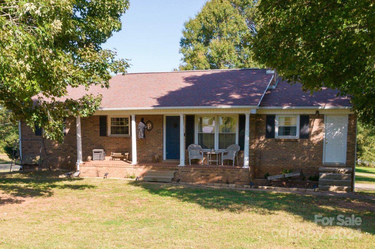 3384 Mays Chapel Circle, Newton, NC 28658, MLS # 4190273