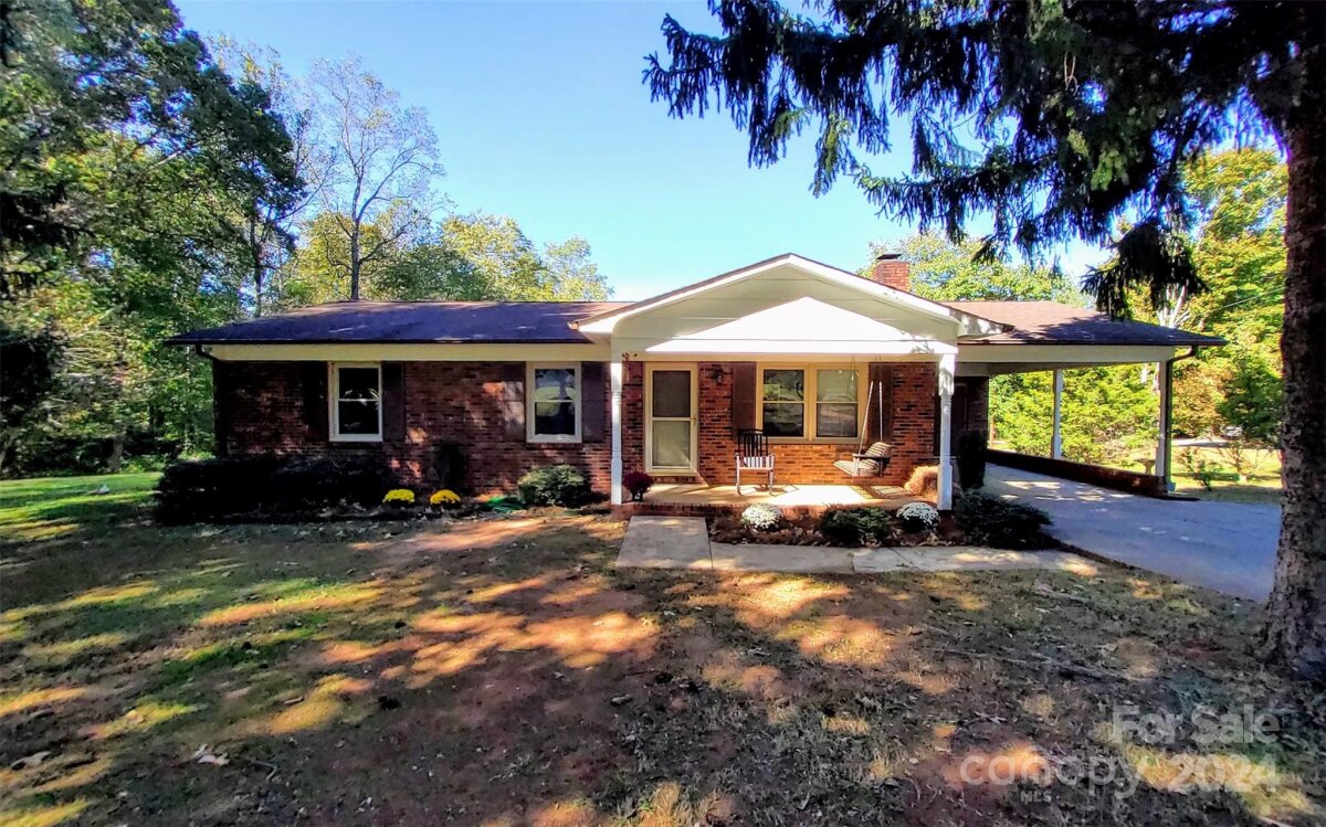 1240 Pell Drive, Lincolnton, NC 28092, MLS # 4191326